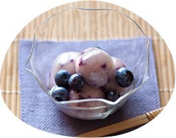 Rice-flour dumpling desert with blueberries
