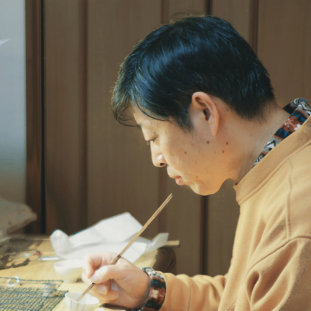 プロフィール